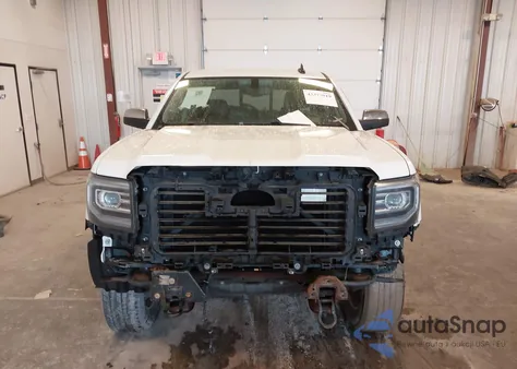 2018 GMC Sierra 1500 Slt z USA, uszkodzony, nr VIN 3GTU2NEC6JG310727